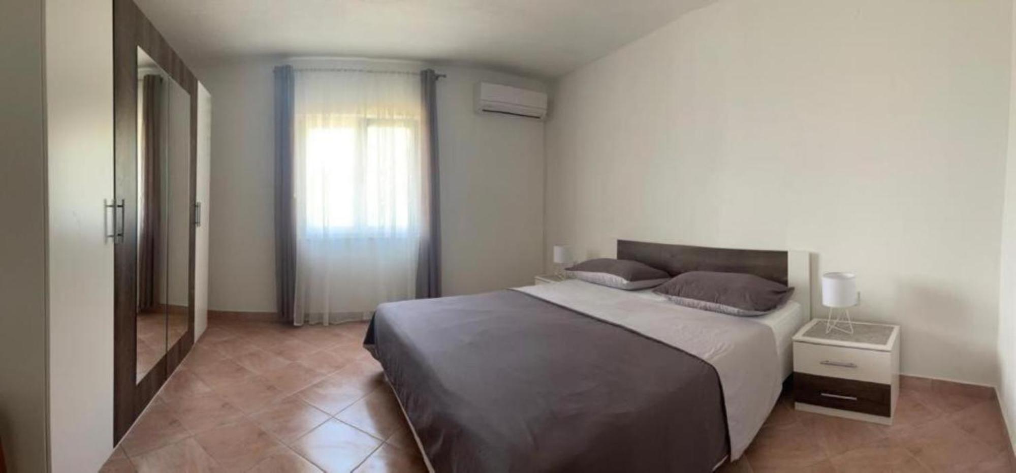 Holiday Home Ante With Beautiful Private Garden Nadin Luaran gambar